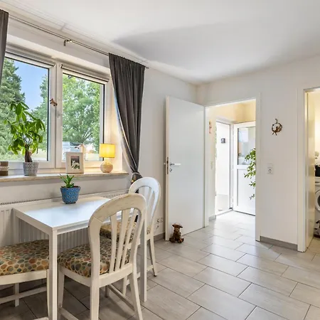 Einliegerwohnung Auf Reitanlage * Gomadingen